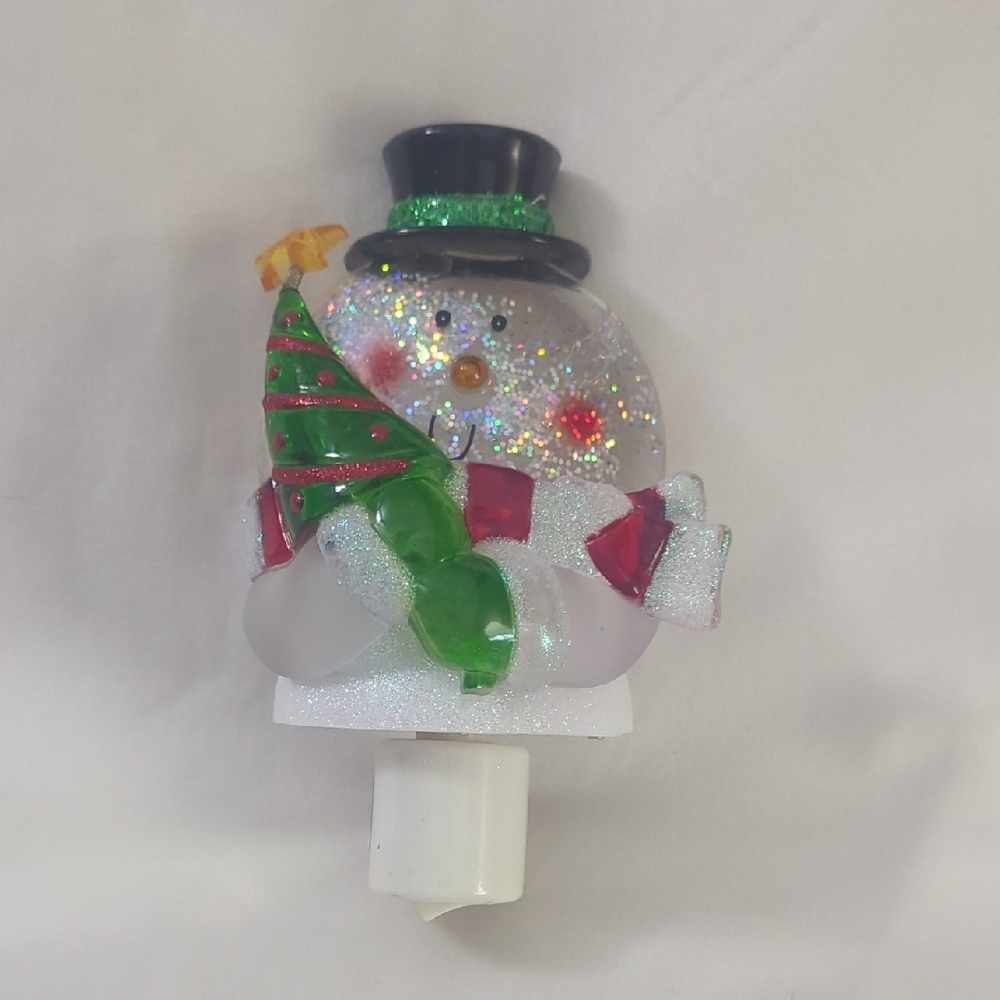 Night Light Snowman With Christmas Tree Glittery Snow